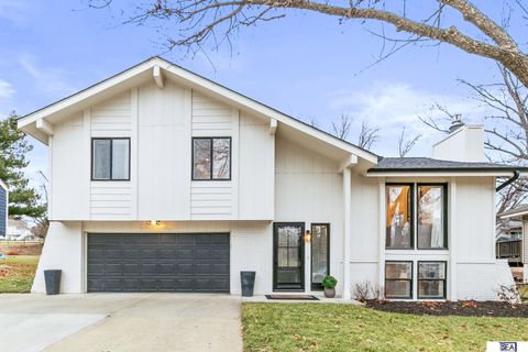 Photo of 2733 N 127 Street, Omaha, NE 68164 (MLS # 22601728)