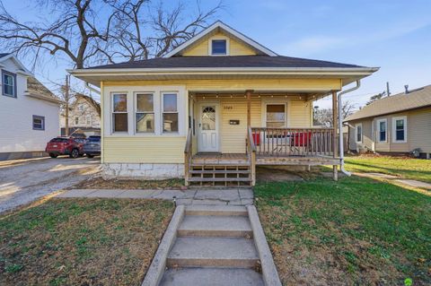Photo of 3045 Vine Street, Lincoln, NE 68503 (MLS # 22605770)