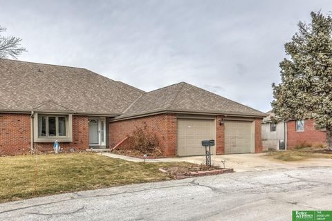 Photo of 6430 S 120th Plaza #15, Omaha, NE 68137 (MLS # 22601324)