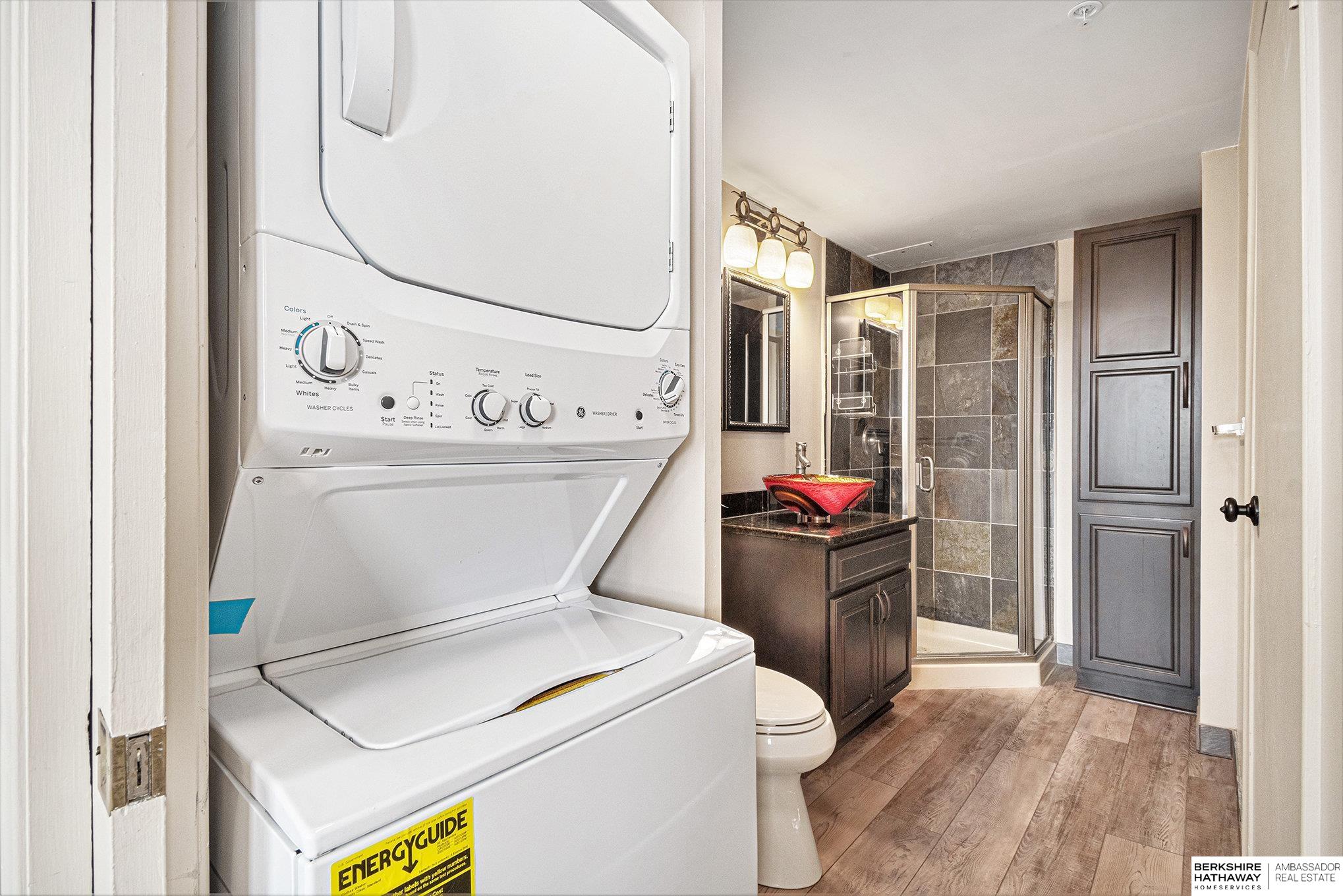 Omaha, Nebraska 68131, United States, 2 Bedrooms Bedrooms, ,2 BathroomsBathrooms,Residential,Active,173481