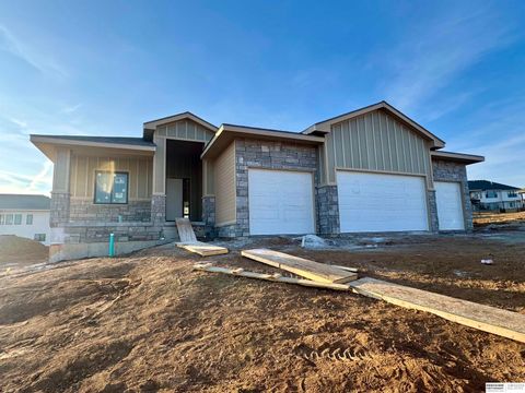 Photo of 11002 S 101st Street, Papillion, NE 68046 (MLS # 22606056)