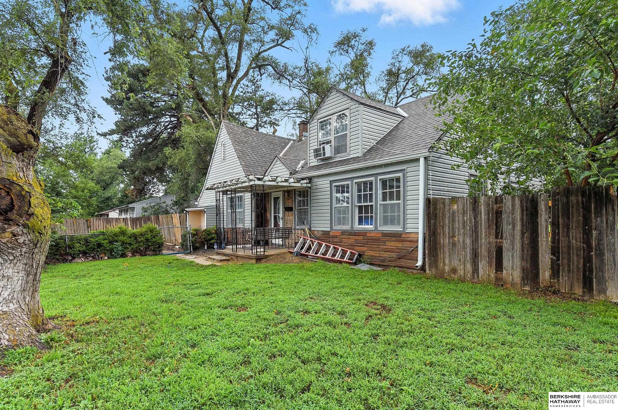 Omaha, Nebraska 68111, United States, 5 Bedrooms Bedrooms, ,2 BathroomsBathrooms,Residential,Active,178705