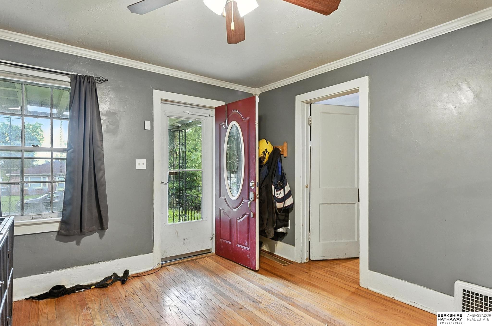 Omaha, Nebraska 68111, United States, 5 Bedrooms Bedrooms, ,2 BathroomsBathrooms,Residential,Active,178705