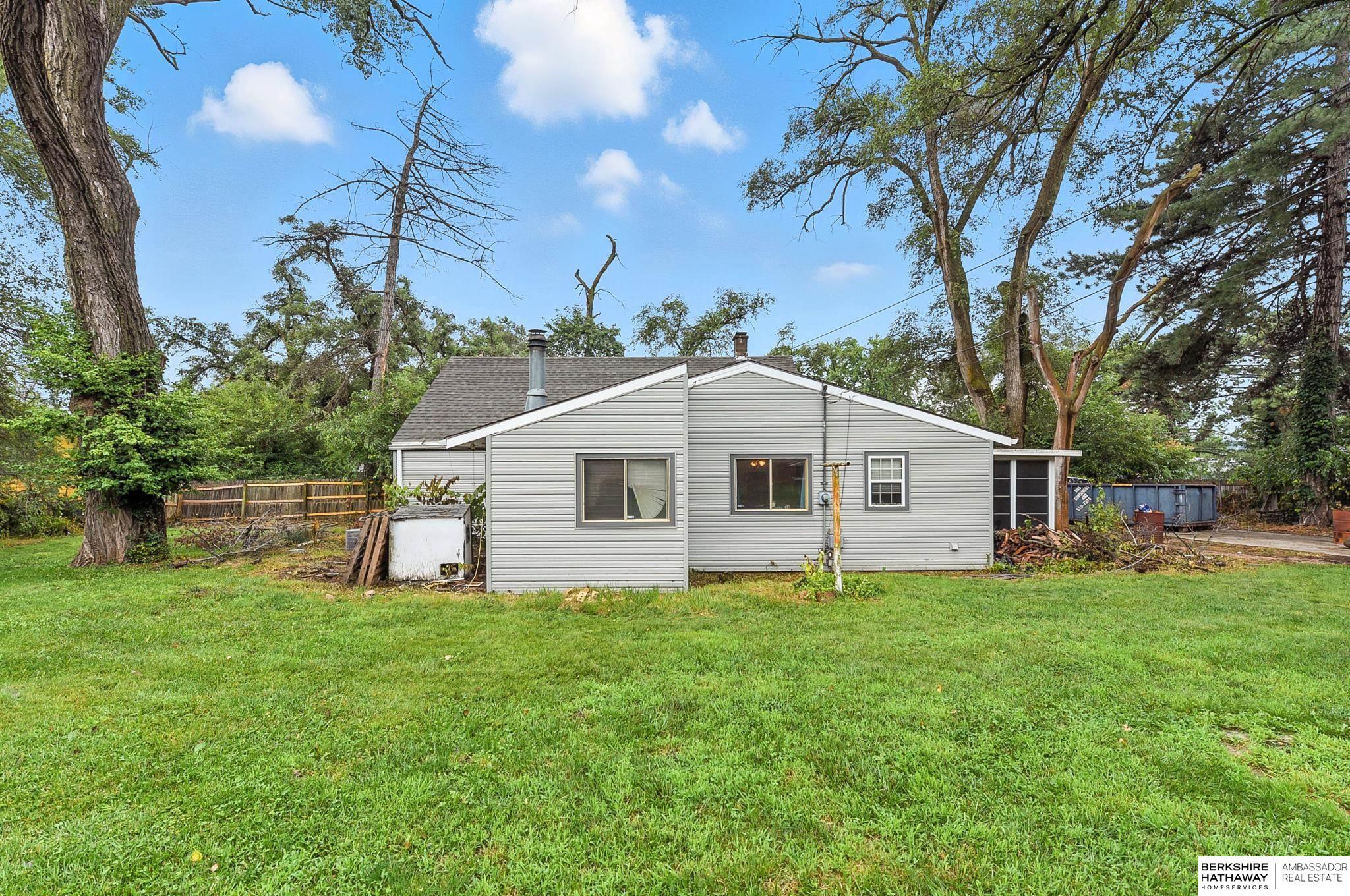 Omaha, Nebraska 68111, United States, 5 Bedrooms Bedrooms, ,2 BathroomsBathrooms,Residential,Active,178705