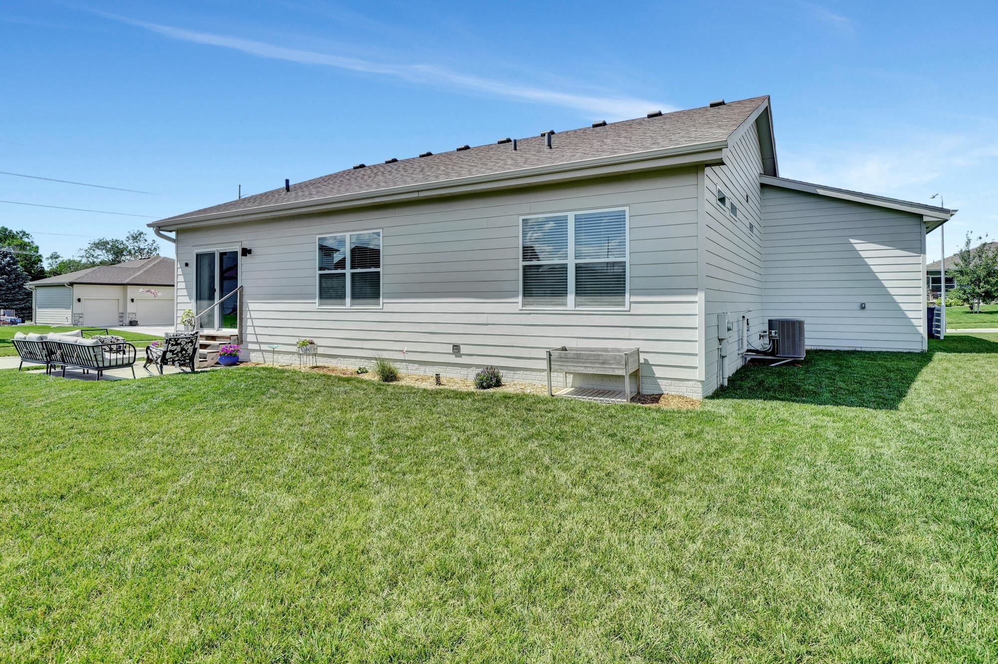 Papillion, Nebraska 68046, United States, 4 Bedrooms Bedrooms, ,3 BathroomsBathrooms,Residential,Active,164765