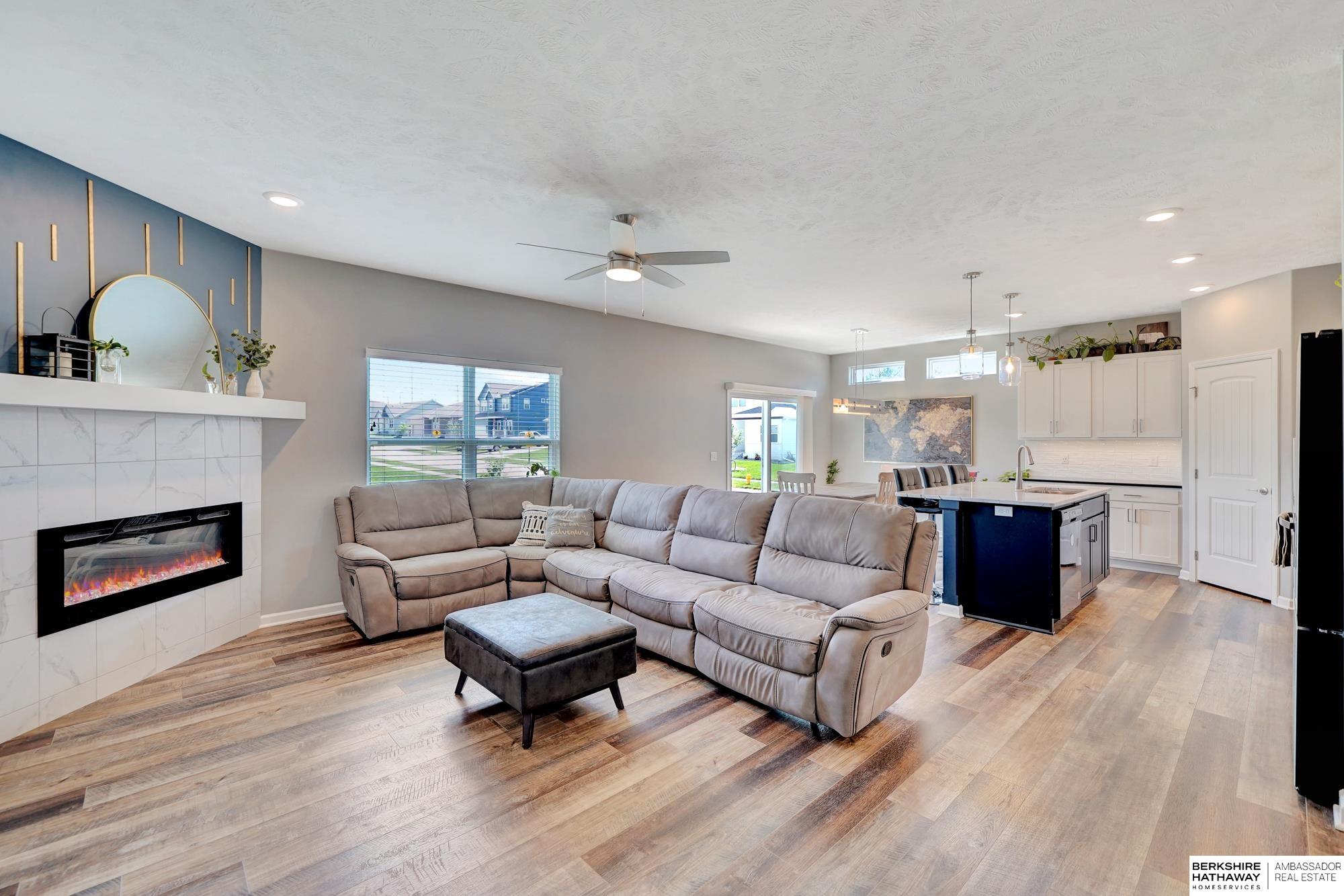 Papillion, Nebraska 68046, United States, 4 Bedrooms Bedrooms, ,3 BathroomsBathrooms,Residential,Active,164765