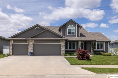 Photo of 12012 S 44 Street, Bellevue, NE 68123 (MLS # 22610884)
