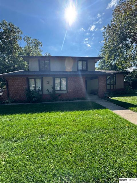 Photo of 16059 Spring Street, Omaha, NE 68130 (MLS # 22528312)
