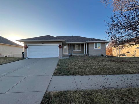 Photo of 1530 Morgan Drive, Nebraska City, NE 68410 (MLS # 22535470)