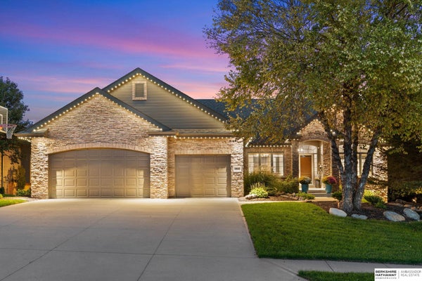 3915 S 188TH ST, OMAHA, NE 68130 - Image 4e669689d295320e24eee0bf392b50eb/3920464309