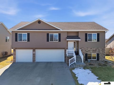 Photo of 14341 Quentin Street, Waverly, NE 68462 (MLS # 22605659)