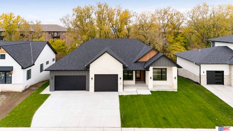 Photo of 3650 Wilderness Hills Boulevard, Lincoln, NE 68516 (MLS # 22532684)