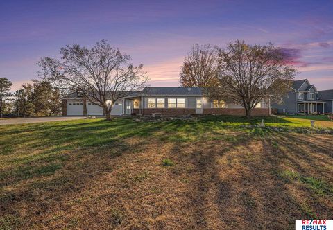 Photo of 1054 Hillcrest Drive, Fremont, NE 68025 (MLS # 22535437)