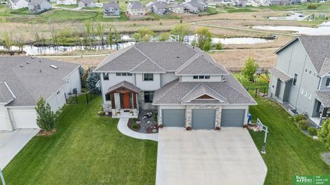 Photo of 10414 S 106 Street, Papillion, NE 68046 (MLS # 22611517)