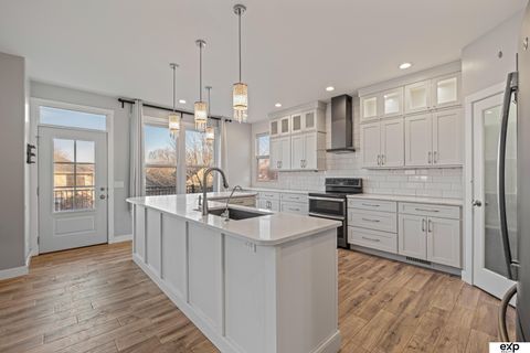 Photo of 9703 S 28th Street, Bellevue, NE 68123 (MLS # 22603596)