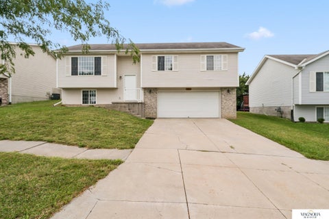 Photo of 3501 W Plum Street, Lincoln, NE 68522 (MLS # 22627230)