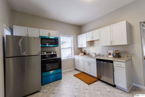 Photo of 4266 Maple Street, Omaha, NE 68111 (MLS # 22602811)