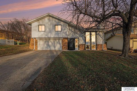 Photo of 11801 S 27th Street, Bellevue, NE 68123 (MLS # 22602922)
