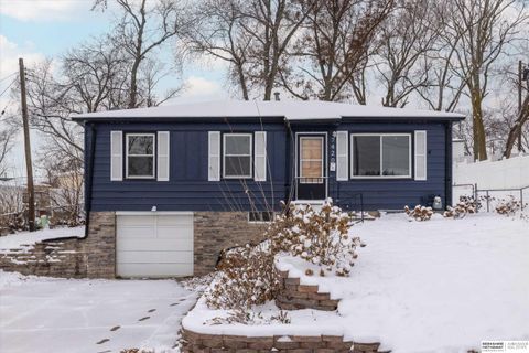 Photo of 7420 S 72nd Street, La Vista, NE 68128 (MLS # 22534030)