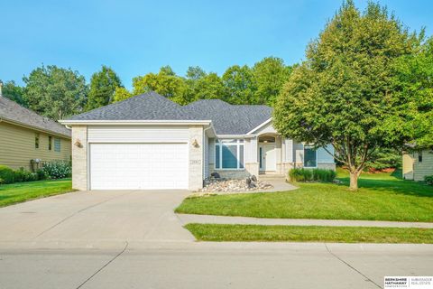 Photo of 1701 S 189th Court, Omaha, NE 68130 (MLS # 22529809)