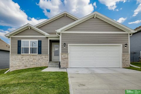 Photo of 4411 Schilling Drive, Bellevue, NE 68123 (MLS # 22526345)