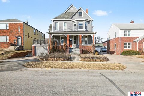 Photo of 5012 Cass Street, Omaha, NE 68132 (MLS # 22603735)
