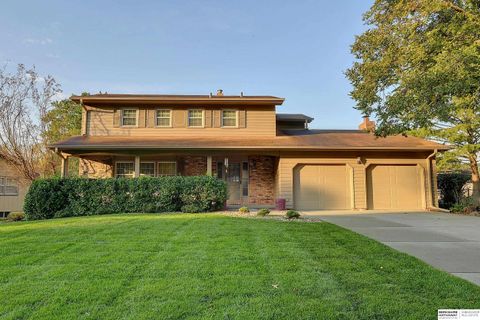 Photo of 210 S 118th Street, Omaha, NE 68154 (MLS # 22530745)