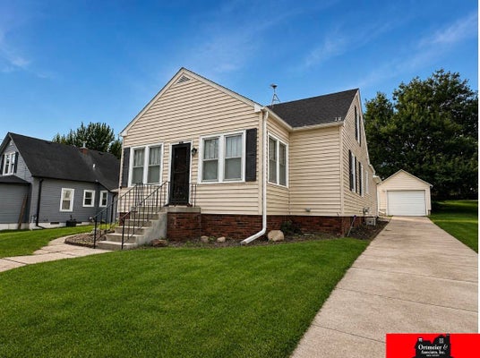 605 9TH ST, WISNER, NE 68791 - Image 5105ccb0fc0c74a26e96f324924d33b6/4011863009