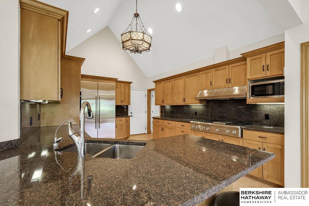 Papillion, Nebraska 68046, United States, 4 Bedrooms Bedrooms, ,5 BathroomsBathrooms,Residential,Active,176986