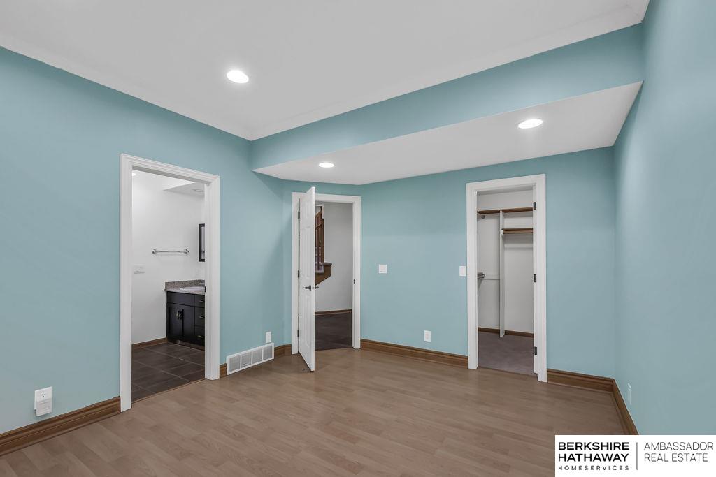 Papillion, Nebraska 68046, United States, 4 Bedrooms Bedrooms, ,5 BathroomsBathrooms,Residential,Active,176986