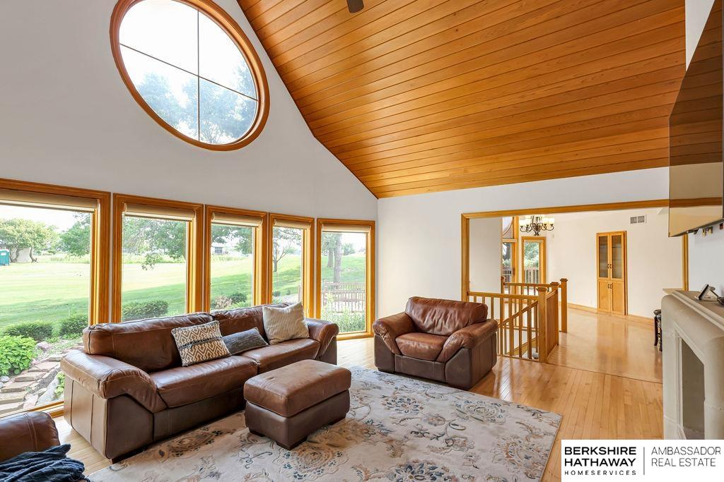 Papillion, Nebraska 68046, United States, 4 Bedrooms Bedrooms, ,5 BathroomsBathrooms,Residential,Active,176986