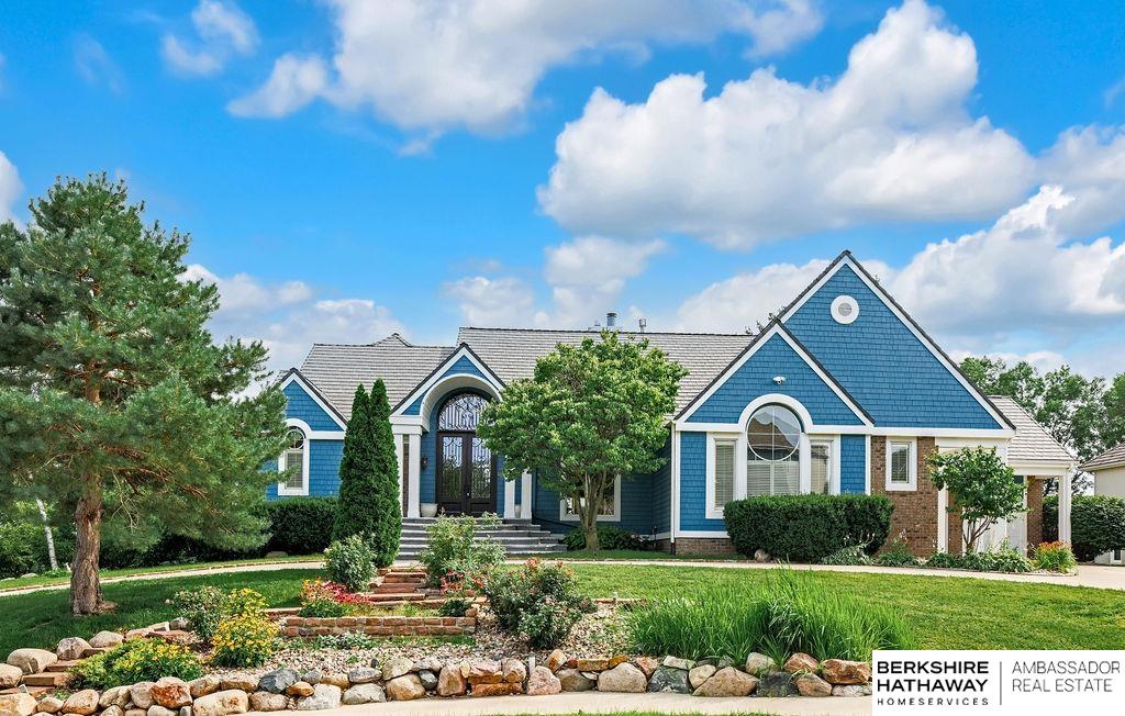 Papillion, Nebraska 68046, United States, 4 Bedrooms Bedrooms, ,5 BathroomsBathrooms,Residential,Active,176986