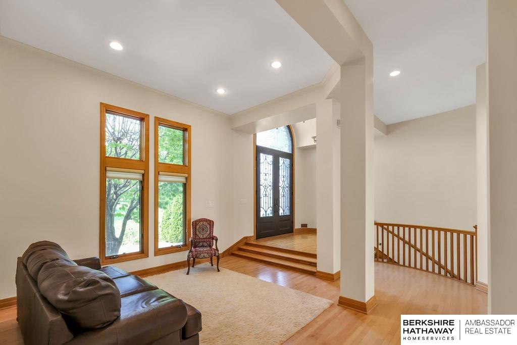 Papillion, Nebraska 68046, United States, 4 Bedrooms Bedrooms, ,5 BathroomsBathrooms,Residential,Active,176986