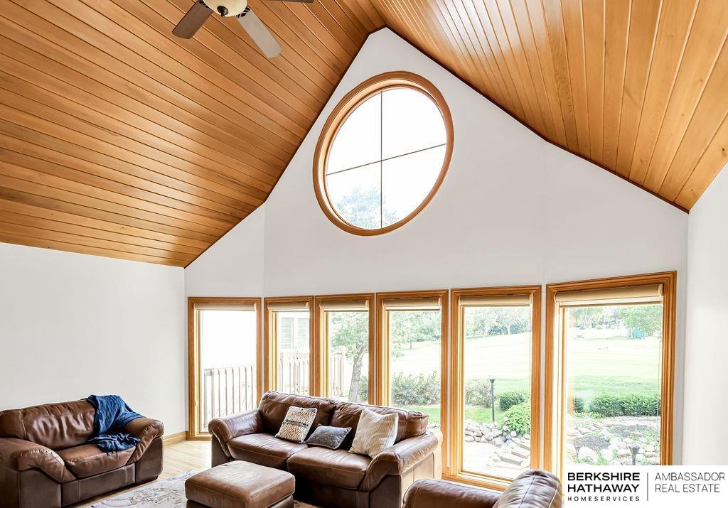 Papillion, Nebraska 68046, United States, 4 Bedrooms Bedrooms, ,5 BathroomsBathrooms,Residential,Active,176986