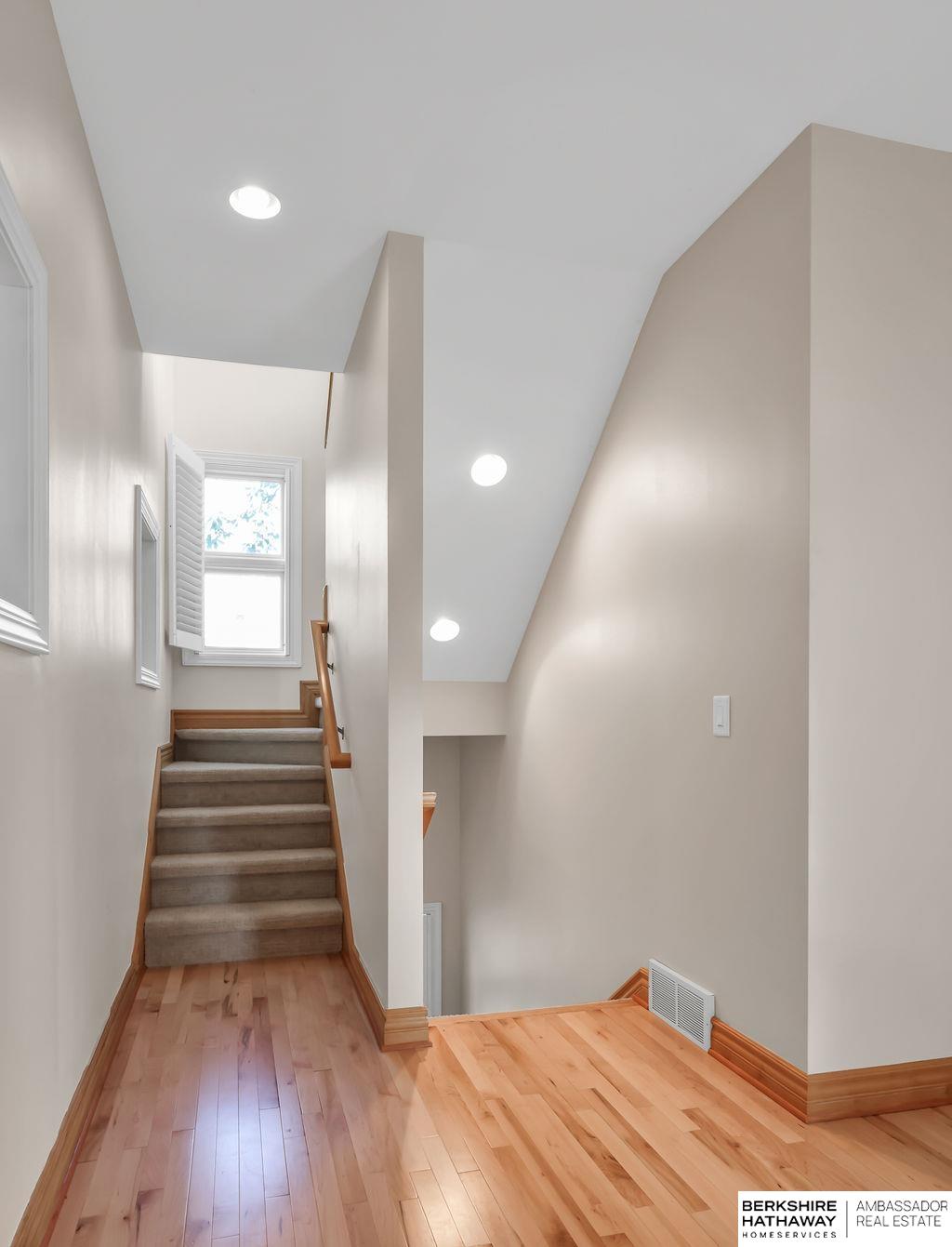 Papillion, Nebraska 68046, United States, 4 Bedrooms Bedrooms, ,5 BathroomsBathrooms,Residential,Active,176986