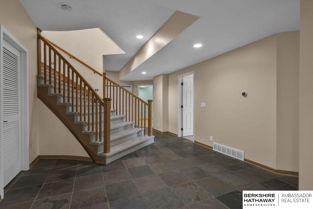 Papillion, Nebraska 68046, United States, 4 Bedrooms Bedrooms, ,5 BathroomsBathrooms,Residential,Active,176986