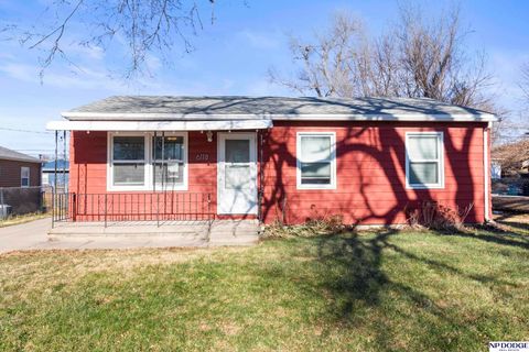 Photo of 6118 Patterson Street, Omaha, NE 68117 (MLS # 22535003)