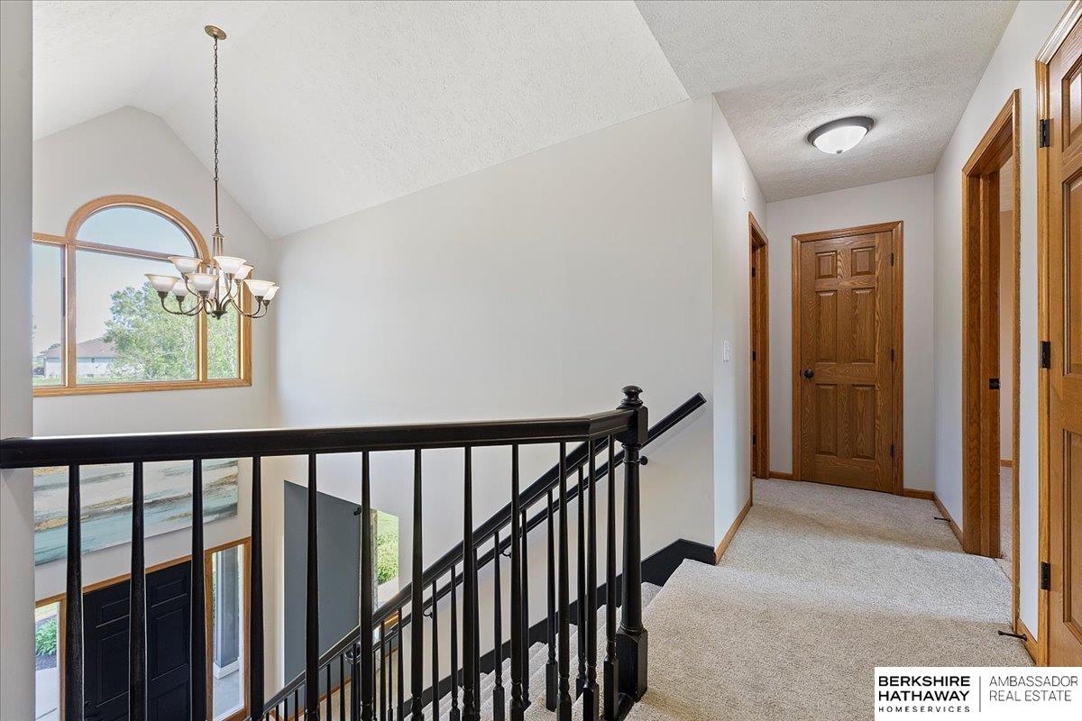 Omaha, Nebraska 68164, United States, 5 Bedrooms Bedrooms, ,3 BathroomsBathrooms,Residential,Pending,128839