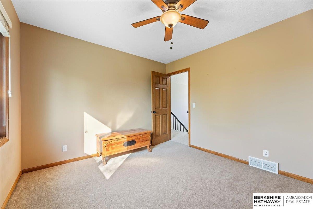 Omaha, Nebraska 68164, United States, 5 Bedrooms Bedrooms, ,3 BathroomsBathrooms,Residential,Pending,128839