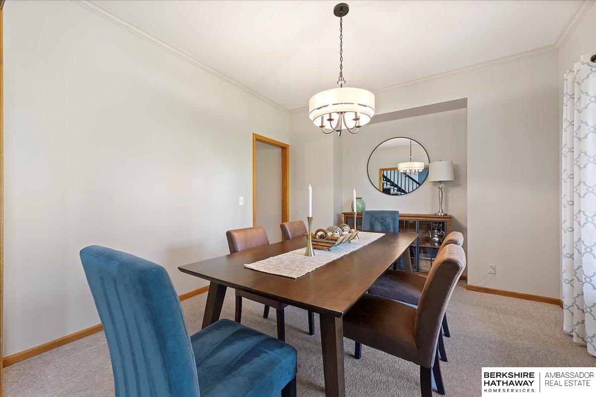 Omaha, Nebraska 68164, United States, 5 Bedrooms Bedrooms, ,3 BathroomsBathrooms,Residential,Pending,128839