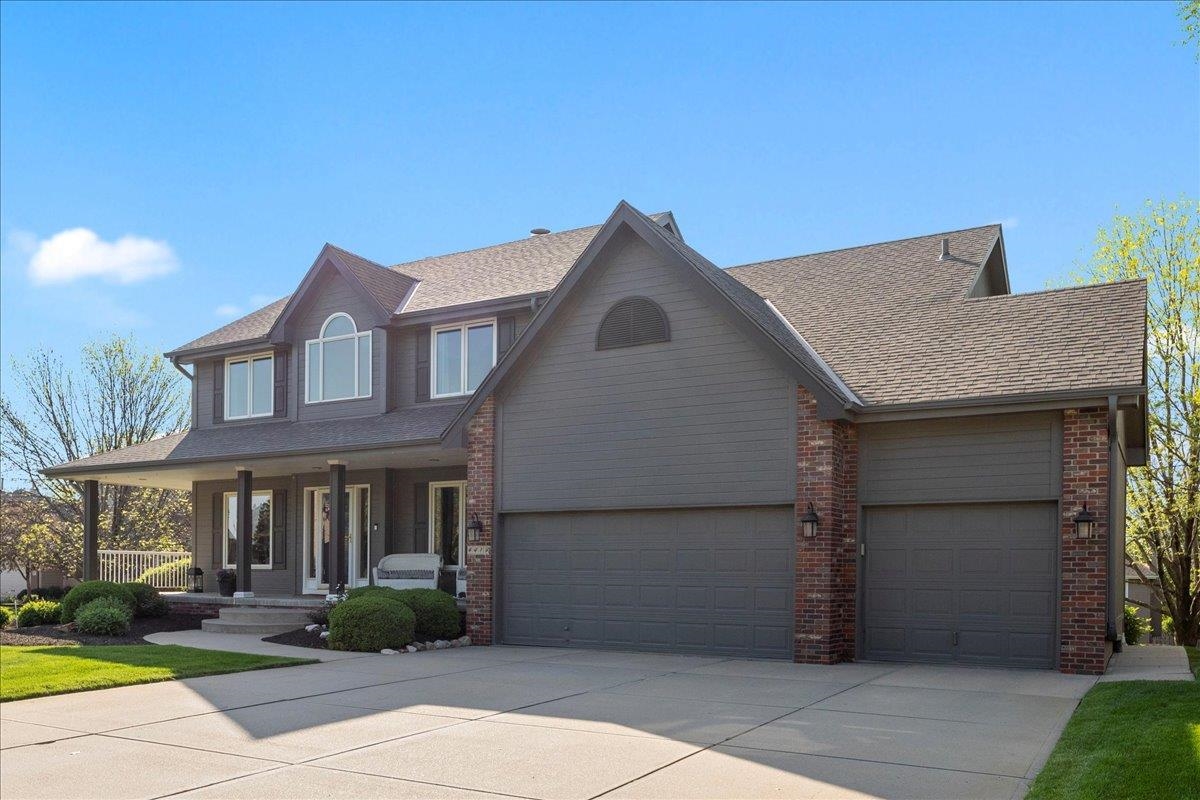 Omaha, Nebraska 68164, United States, 5 Bedrooms Bedrooms, ,3 BathroomsBathrooms,Residential,Pending,128839