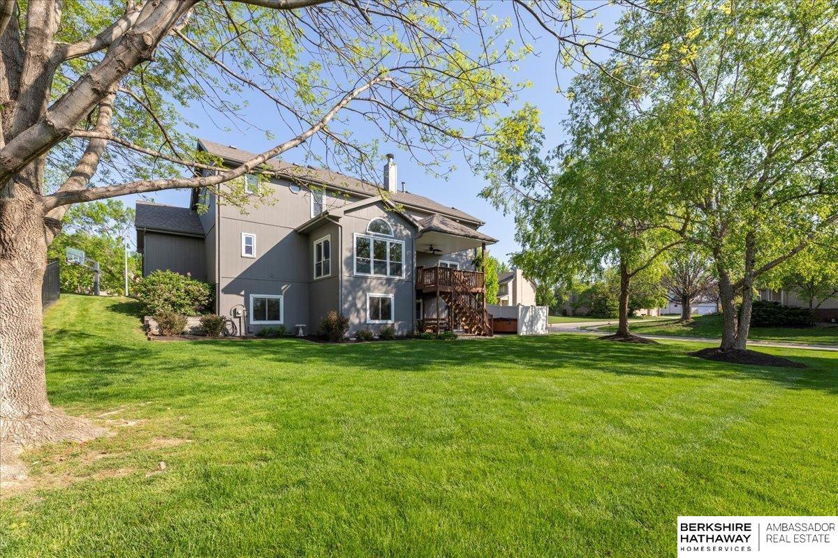 Omaha, Nebraska 68164, United States, 5 Bedrooms Bedrooms, ,3 BathroomsBathrooms,Residential,Pending,128839