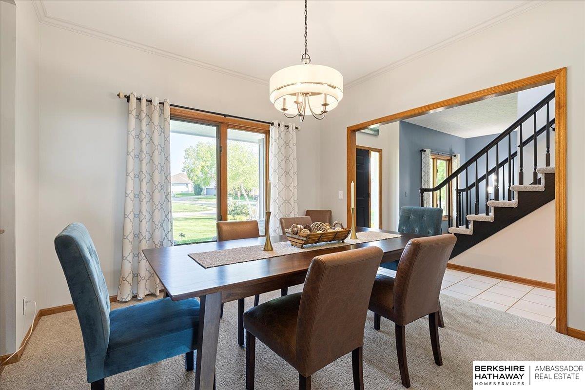 Omaha, Nebraska 68164, United States, 5 Bedrooms Bedrooms, ,3 BathroomsBathrooms,Residential,Pending,128839