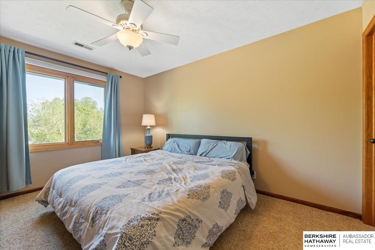 Omaha, Nebraska 68164, United States, 5 Bedrooms Bedrooms, ,3 BathroomsBathrooms,Residential,Pending,128839