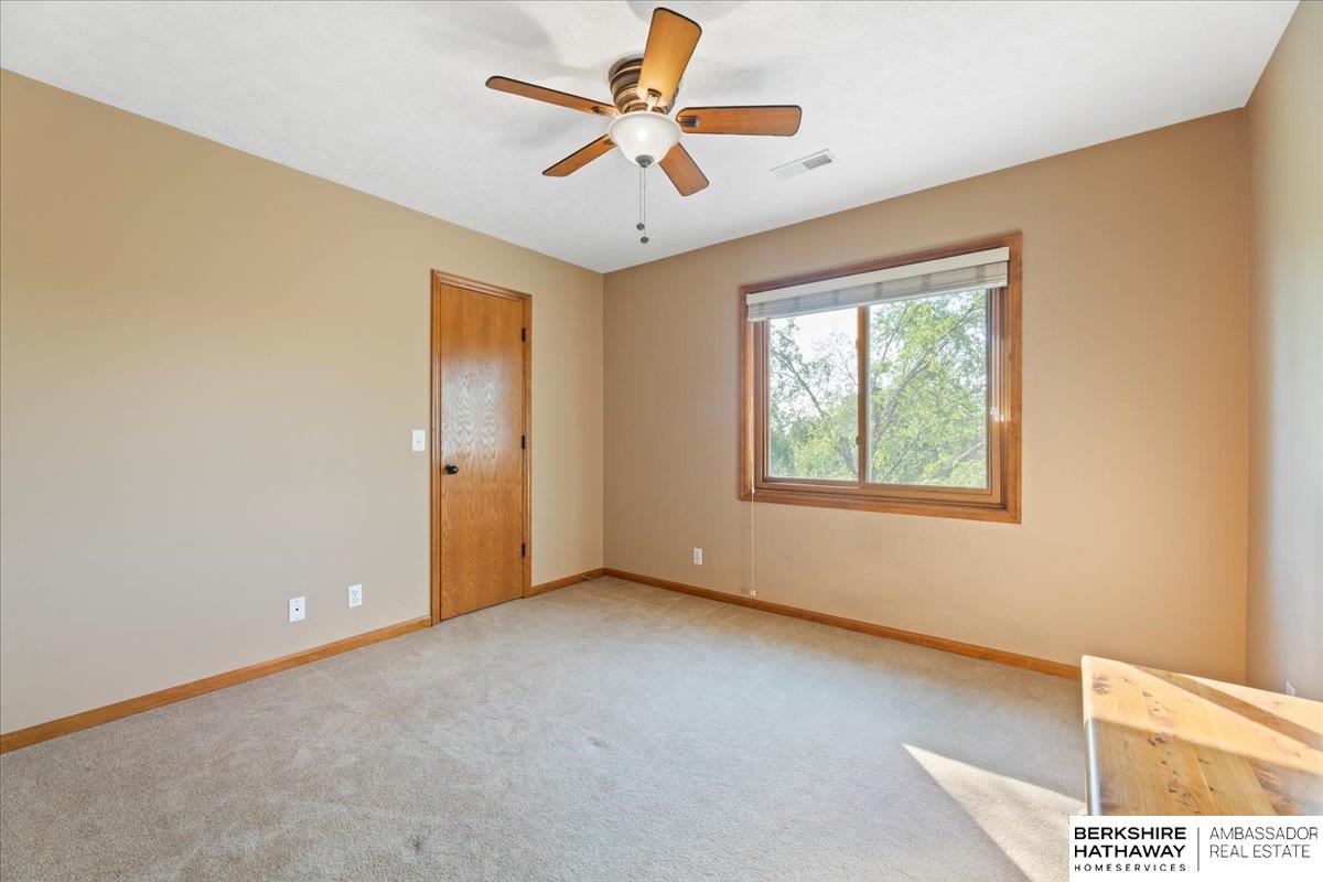 Omaha, Nebraska 68164, United States, 5 Bedrooms Bedrooms, ,3 BathroomsBathrooms,Residential,Pending,128839