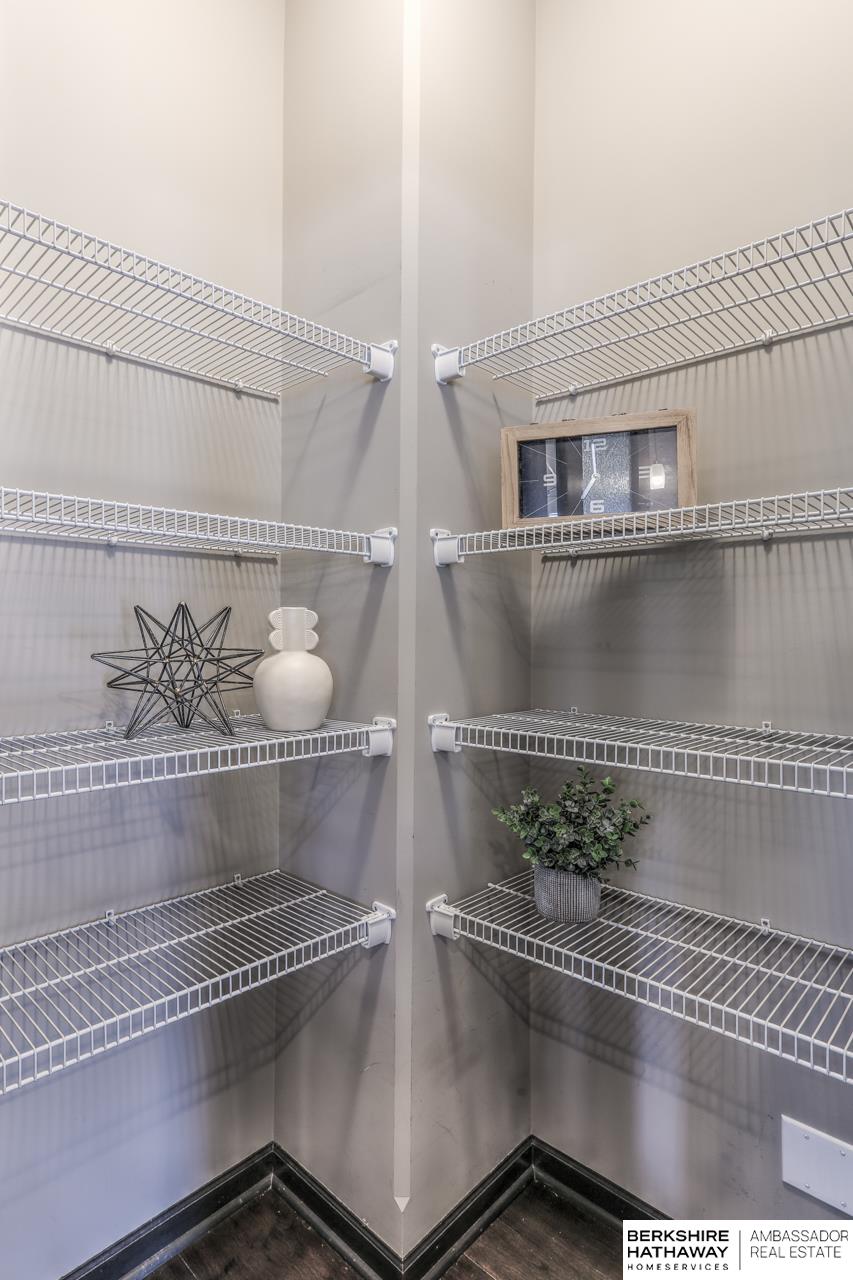 Gretna, Nebraska 68028, United States, 4 Bedrooms Bedrooms, ,3 BathroomsBathrooms,Residential,Active,140129