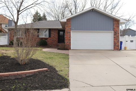 Photo of 2931 Raleigh Street, Lincoln, NE 68516 (MLS # 22608964)
