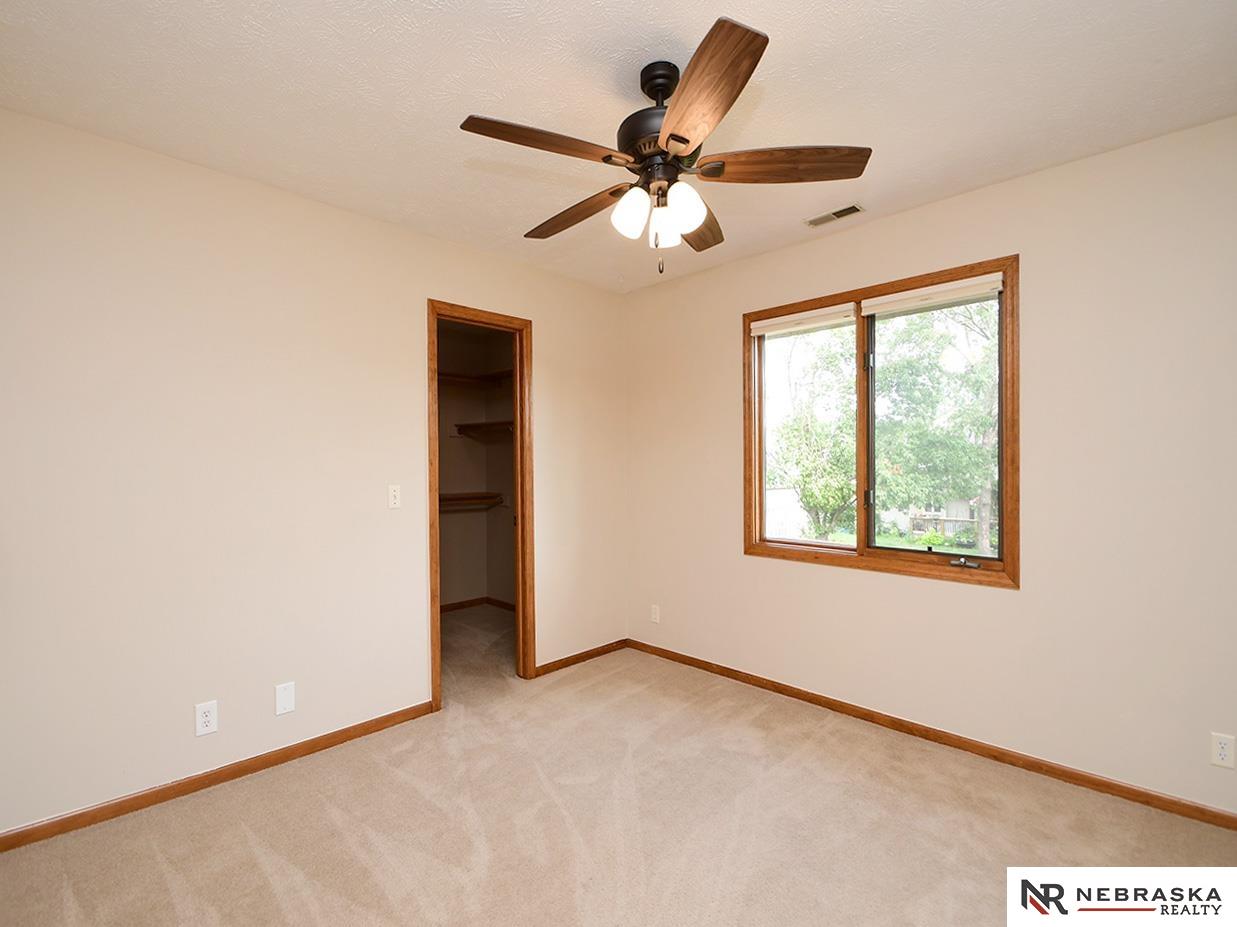 Omaha, Nebraska 68116, United States, 4 Bedrooms Bedrooms, ,3 BathroomsBathrooms,Residential,Pending,200711