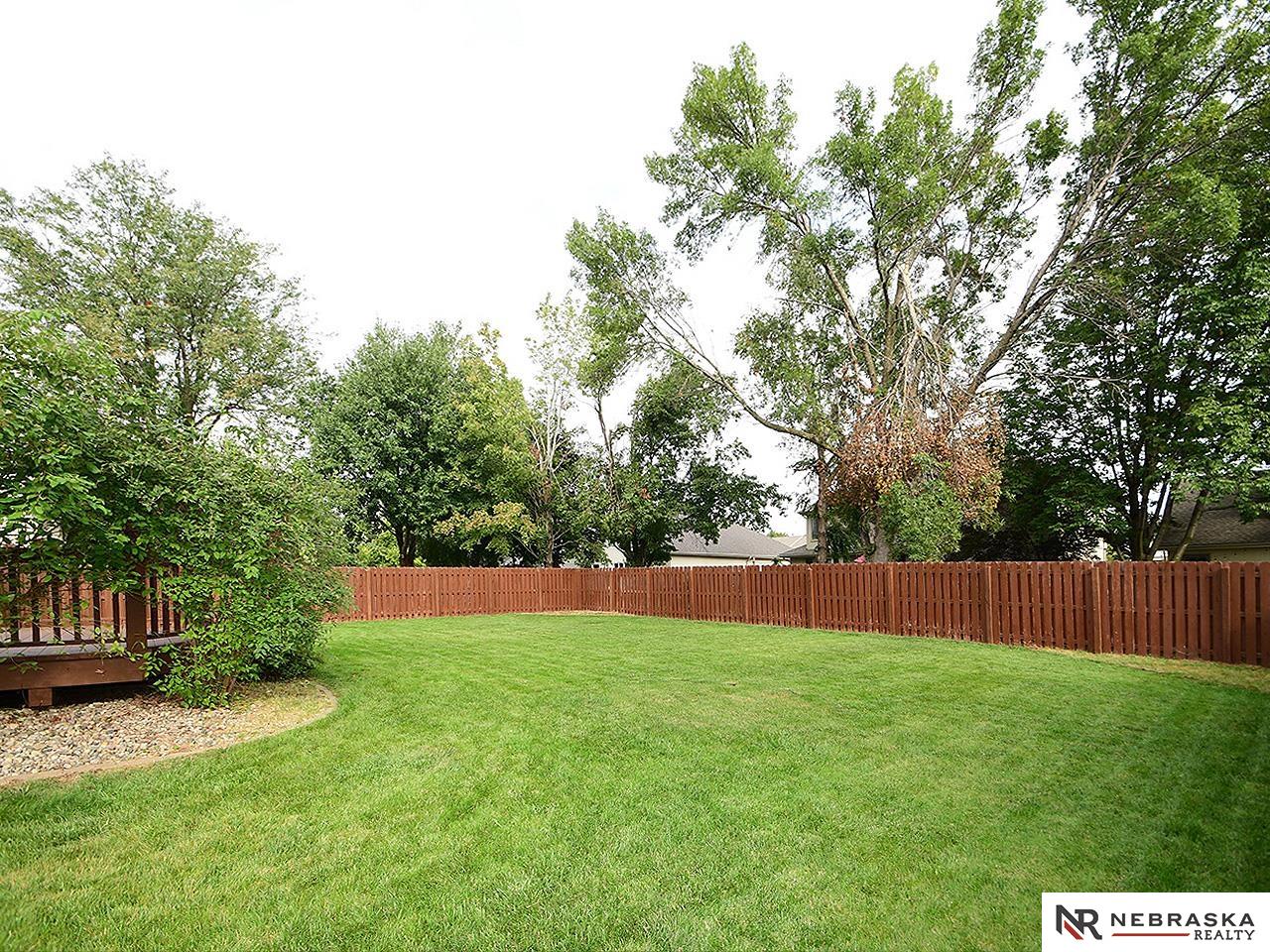 Omaha, Nebraska 68116, United States, 4 Bedrooms Bedrooms, ,3 BathroomsBathrooms,Residential,Pending,200711