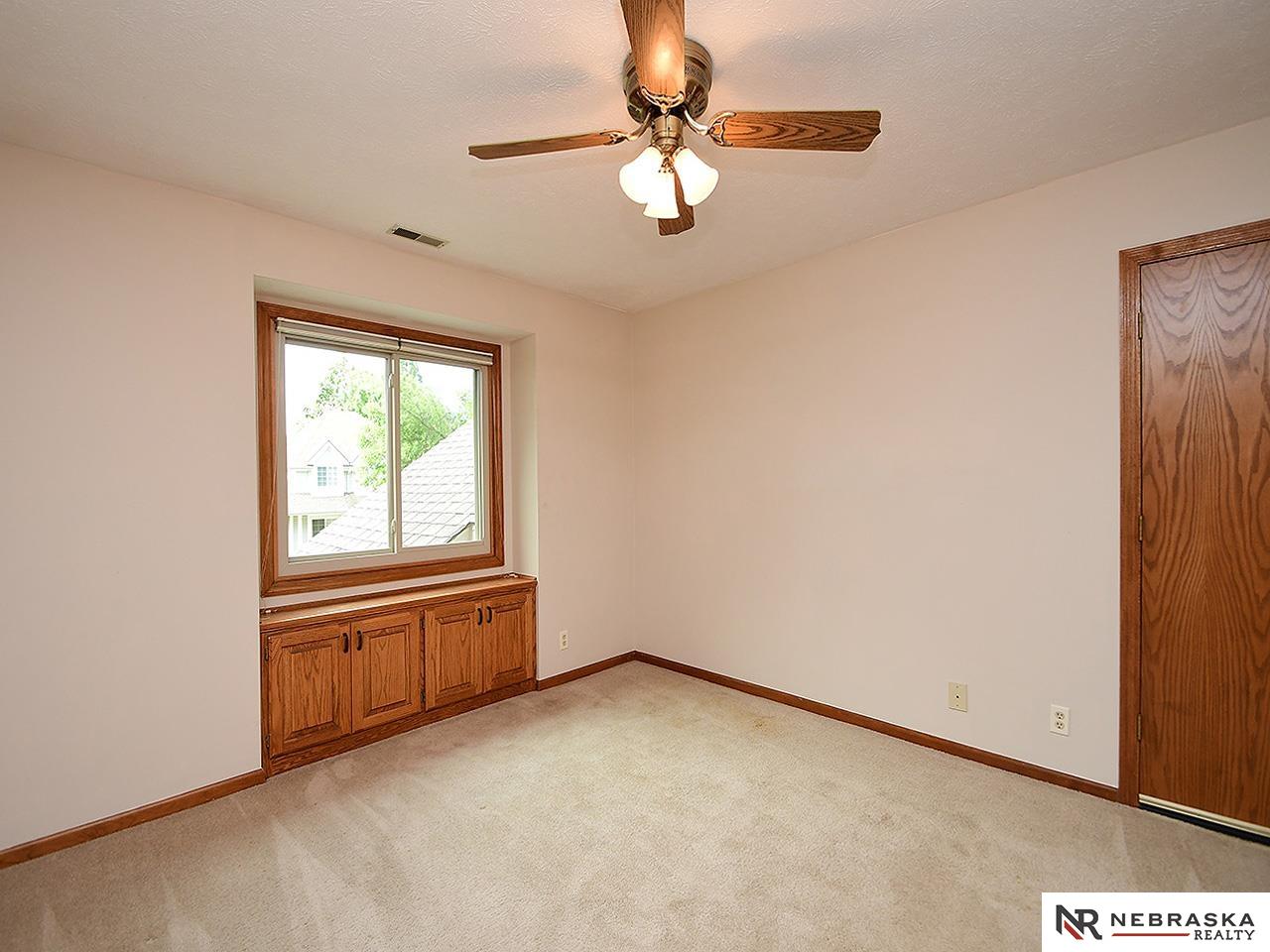 Omaha, Nebraska 68116, United States, 4 Bedrooms Bedrooms, ,3 BathroomsBathrooms,Residential,Pending,200711